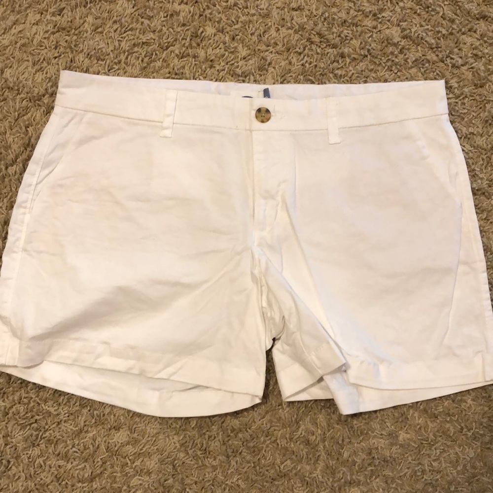 Old Navy size 10 white shorts